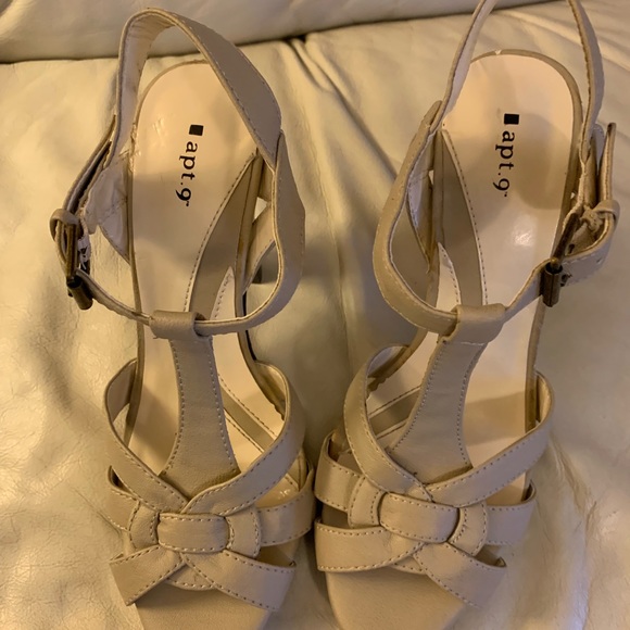 Apt. 9 Thalia Natural - platform sandals/shoes - Picture 4 of 5